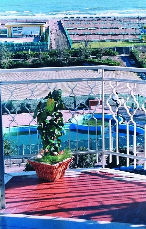 Hotel Real Sottomarina 3*,